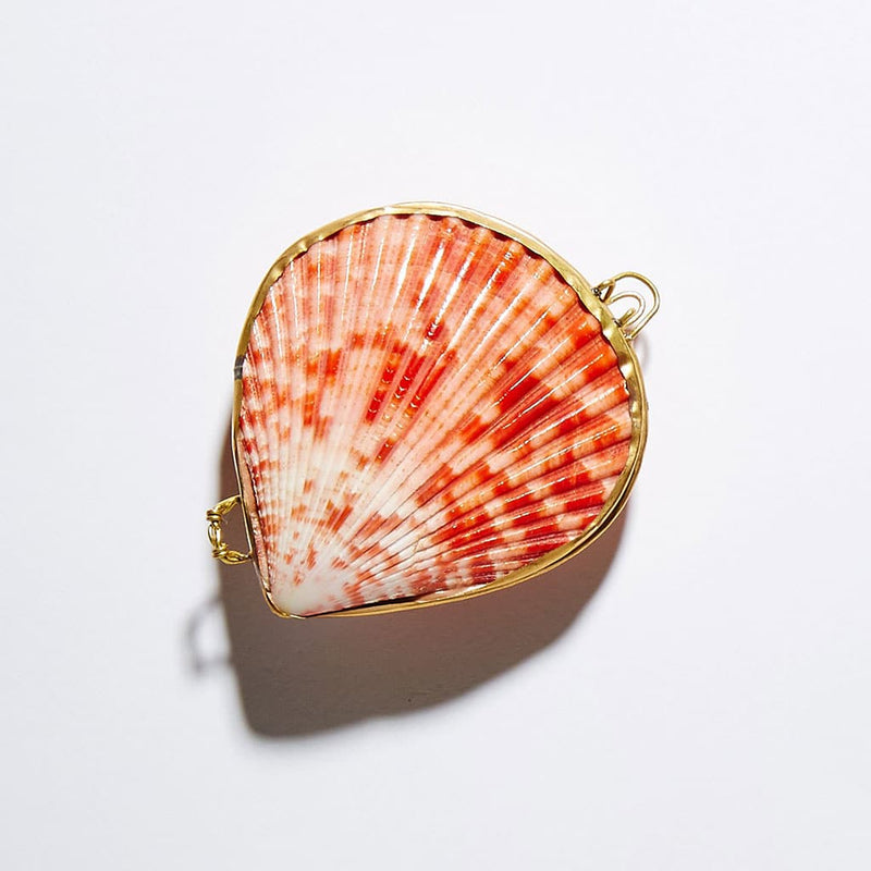 Geranium + Vetiver Perfume | Anya Lust Women's Fragrance | Geranium + Vetiver botanical balm perfume with seashell compact