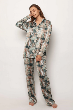 Venus Loungewear Set | Luxury Pajamas | La Musa | Anya Lust