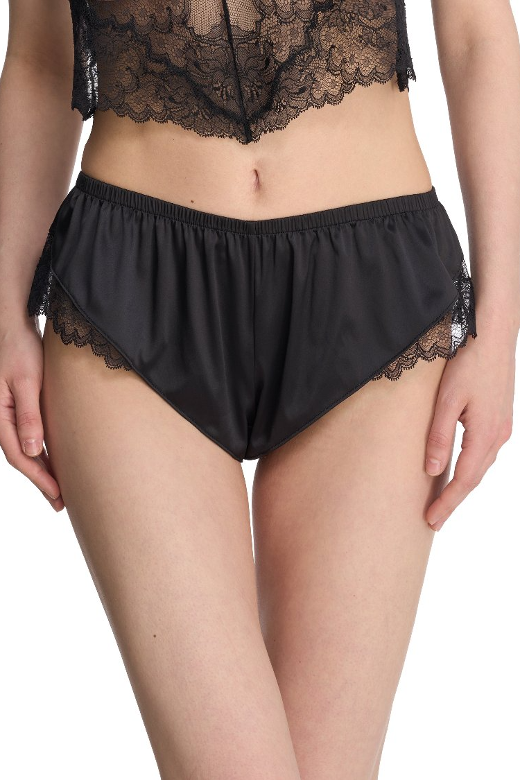 Chantilly Lace Tap Short